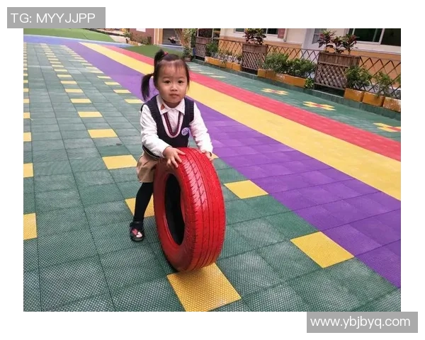 足球明星的手臂细长如柳枝展现力量与优雅的完美结合